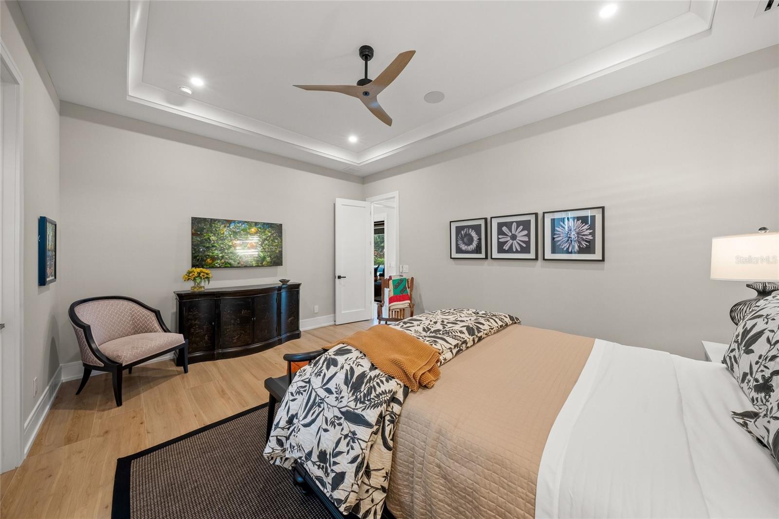 KENTWOOD ESTATES - Residential