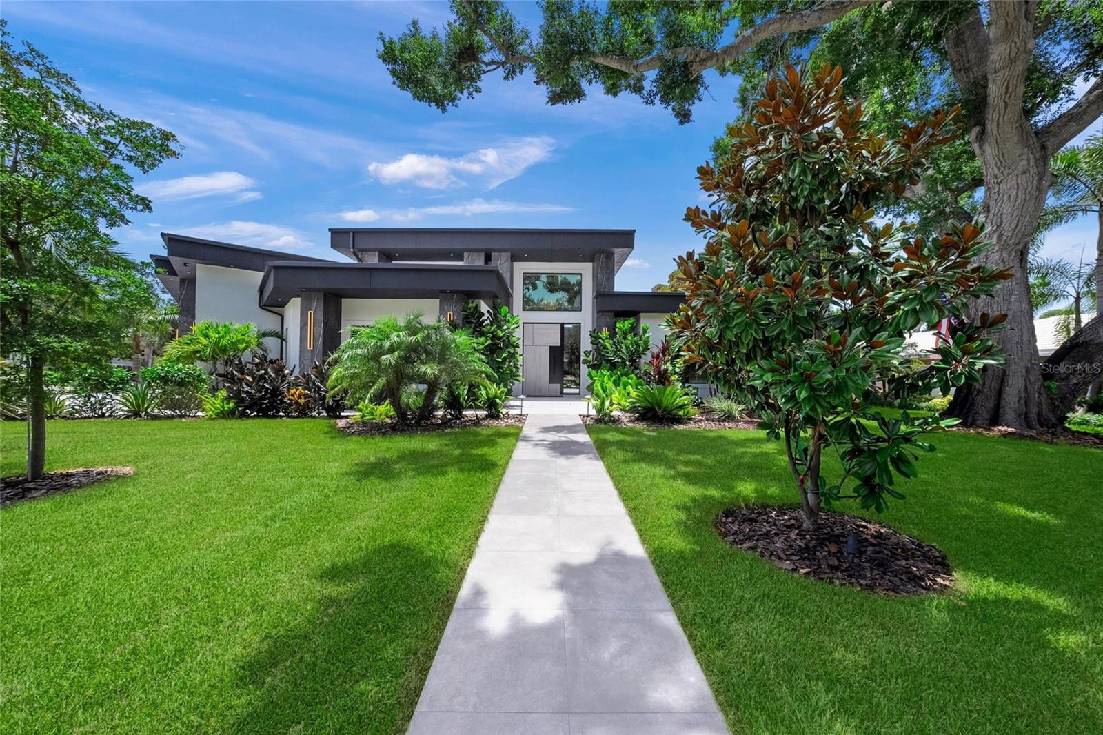 KENTWOOD ESTATES - Residential