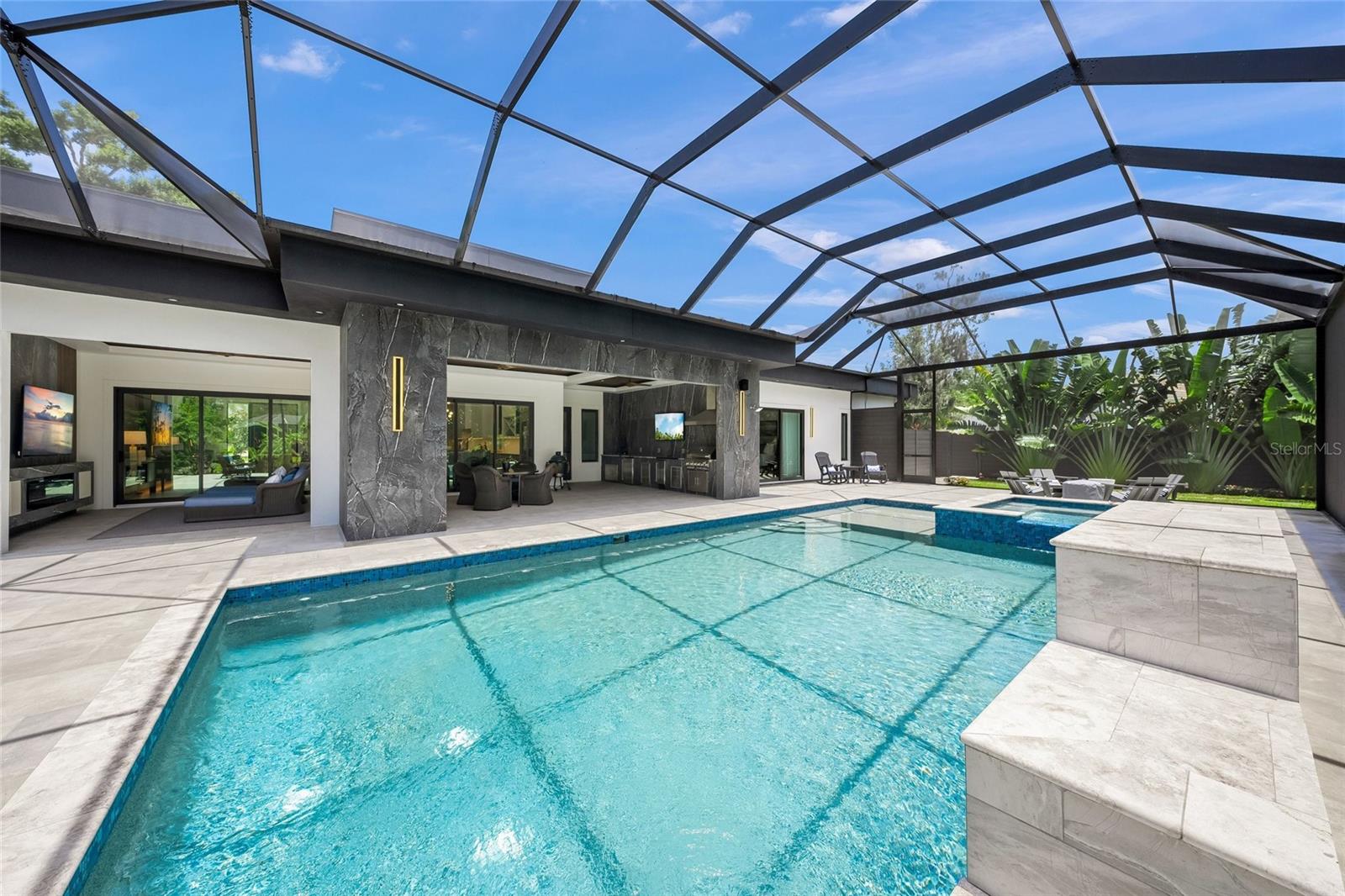 KENTWOOD ESTATES - Residential