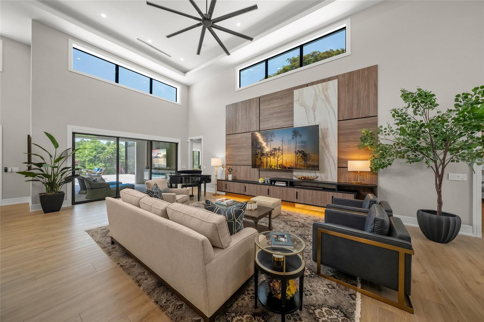 KENTWOOD ESTATES - Residential