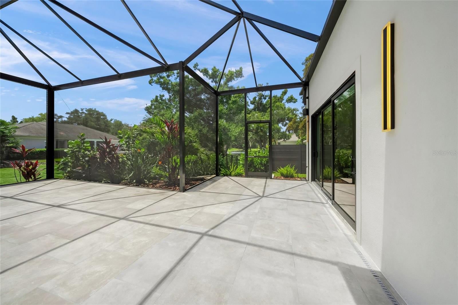 KENTWOOD ESTATES - Residential