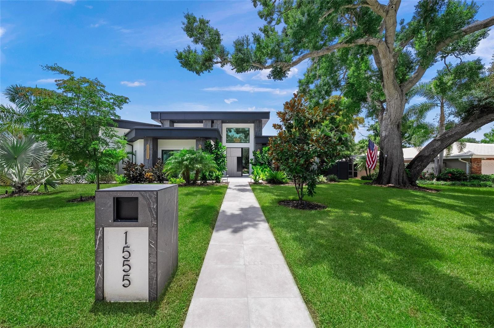 KENTWOOD ESTATES - Residential