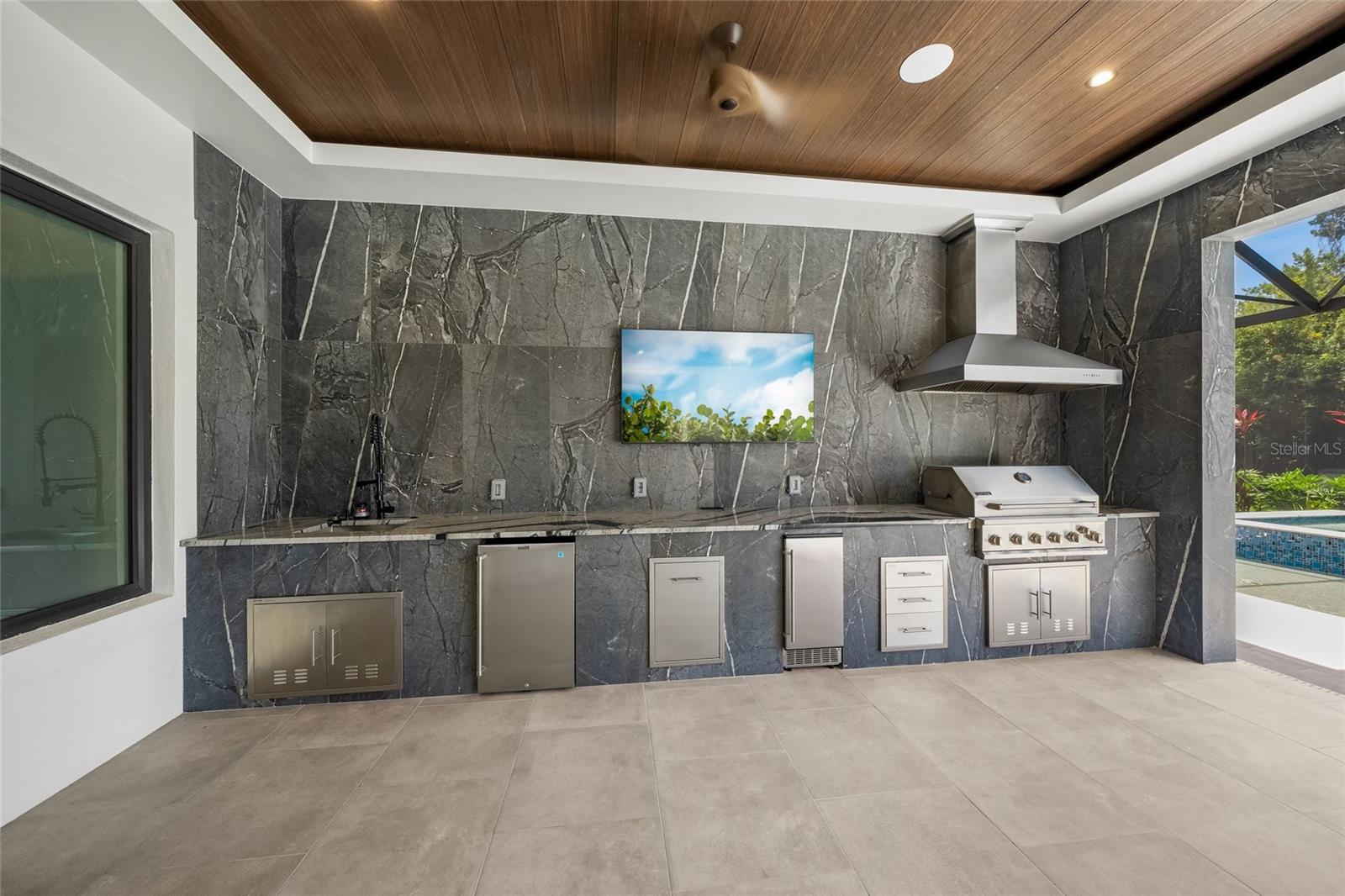 KENTWOOD ESTATES - Residential