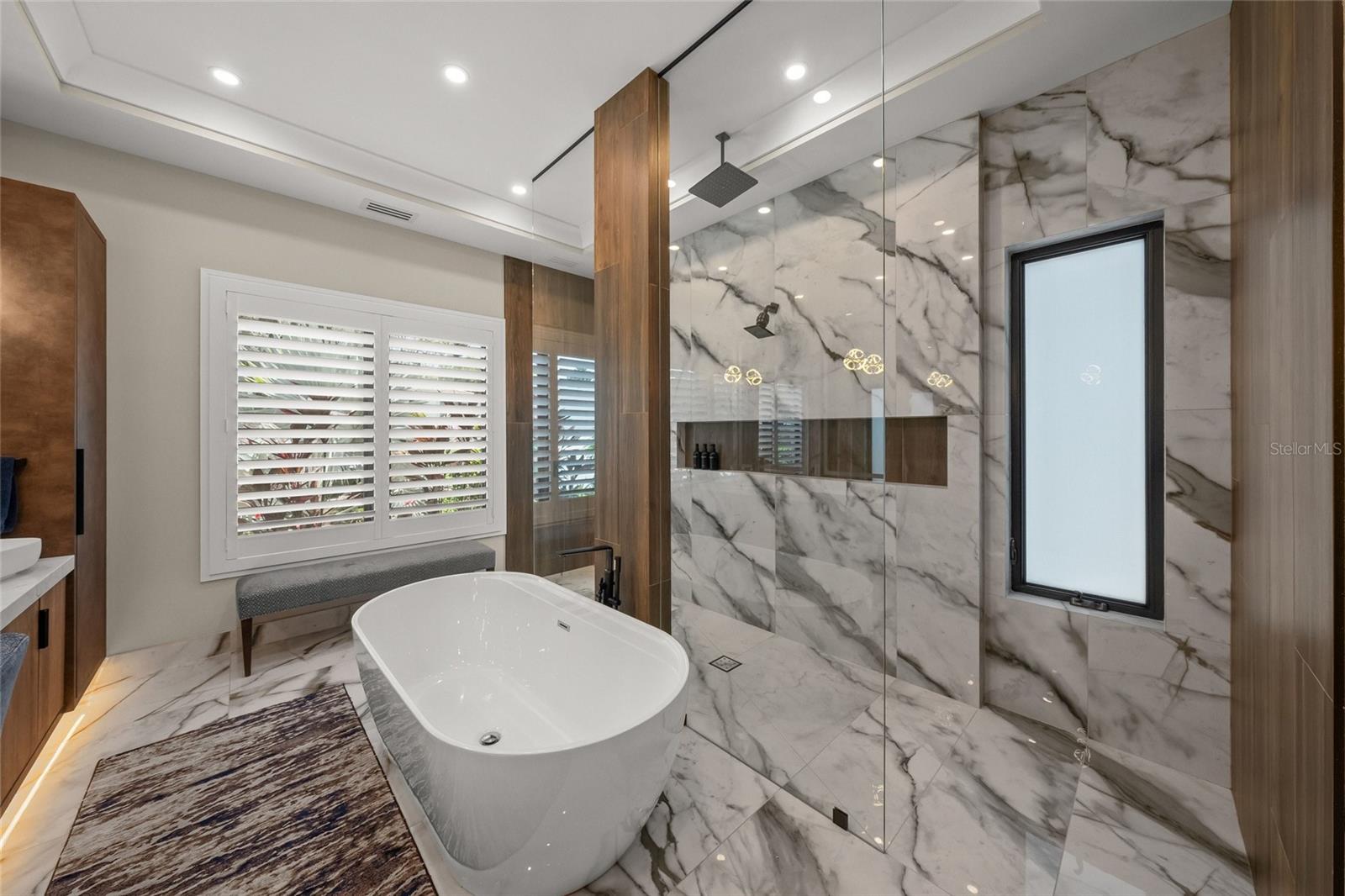 KENTWOOD ESTATES - Residential