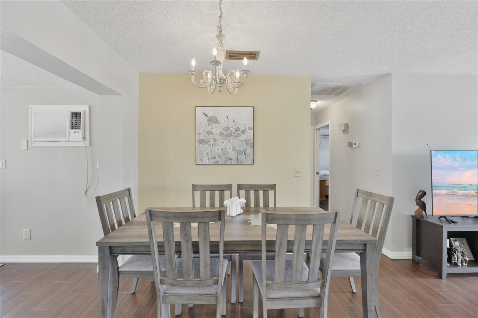 DEL WEBBS SUN CITY FLORIDA UN - Residential