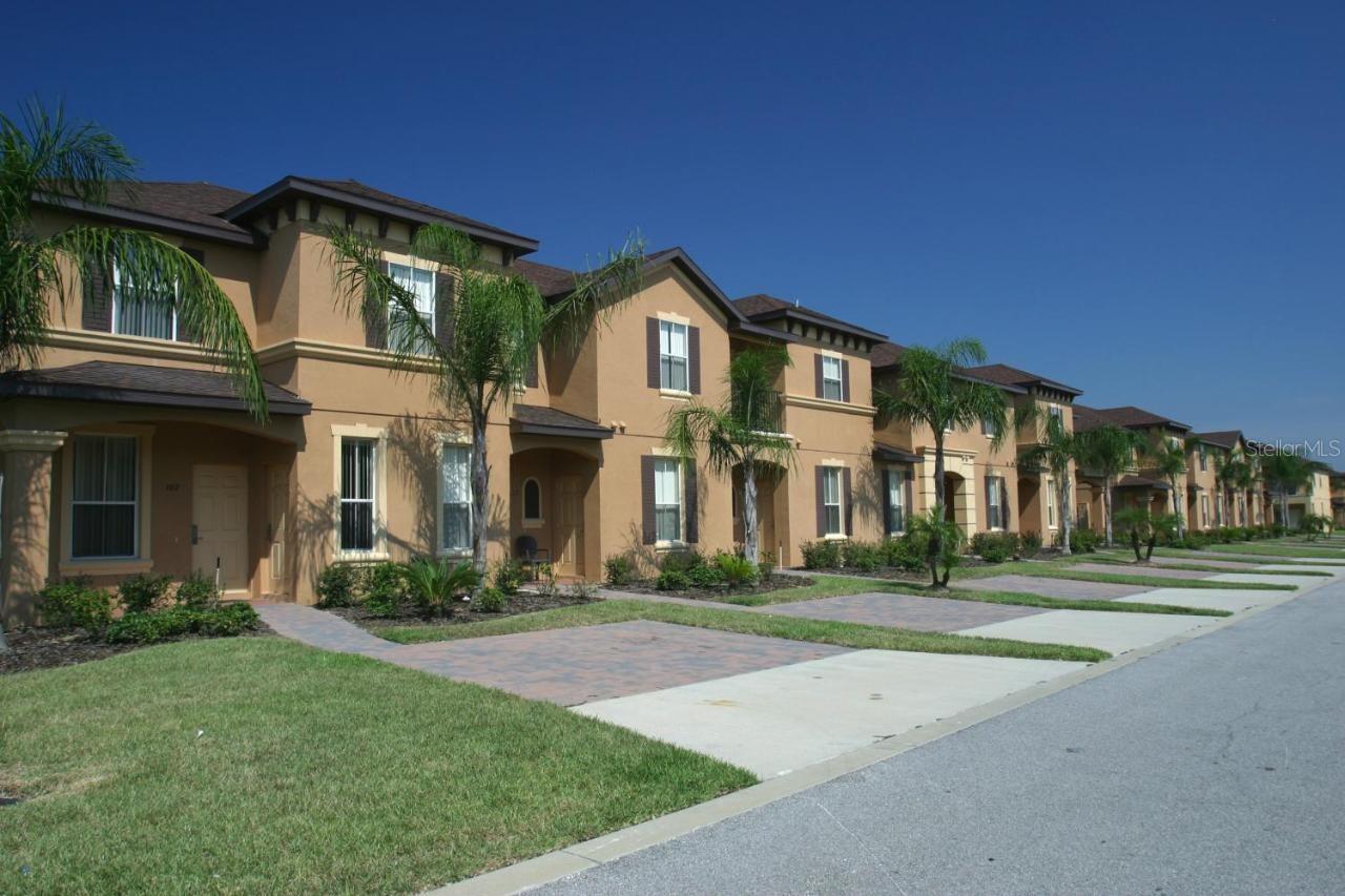 REGAL PALMS AT HIGHLAND RESERVE PH 03 - Residential