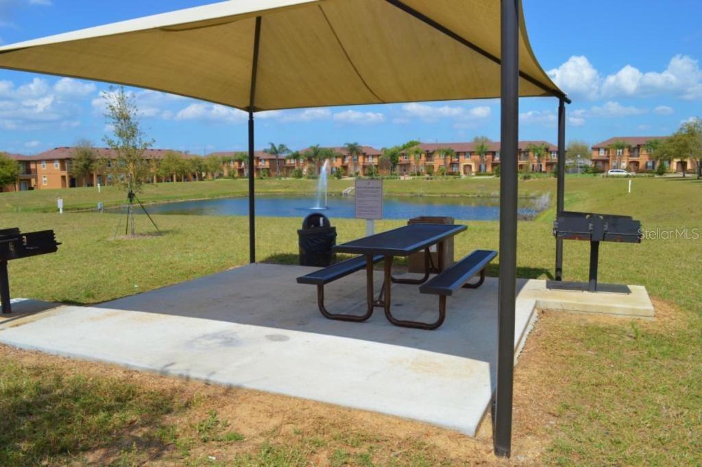 REGAL PALMS AT HIGHLAND RESERVE PH 03 - Residential