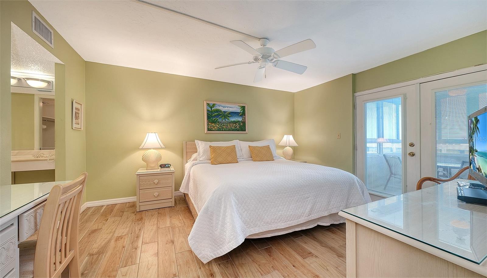 SARASOTA SURF & RACQUET - Residential