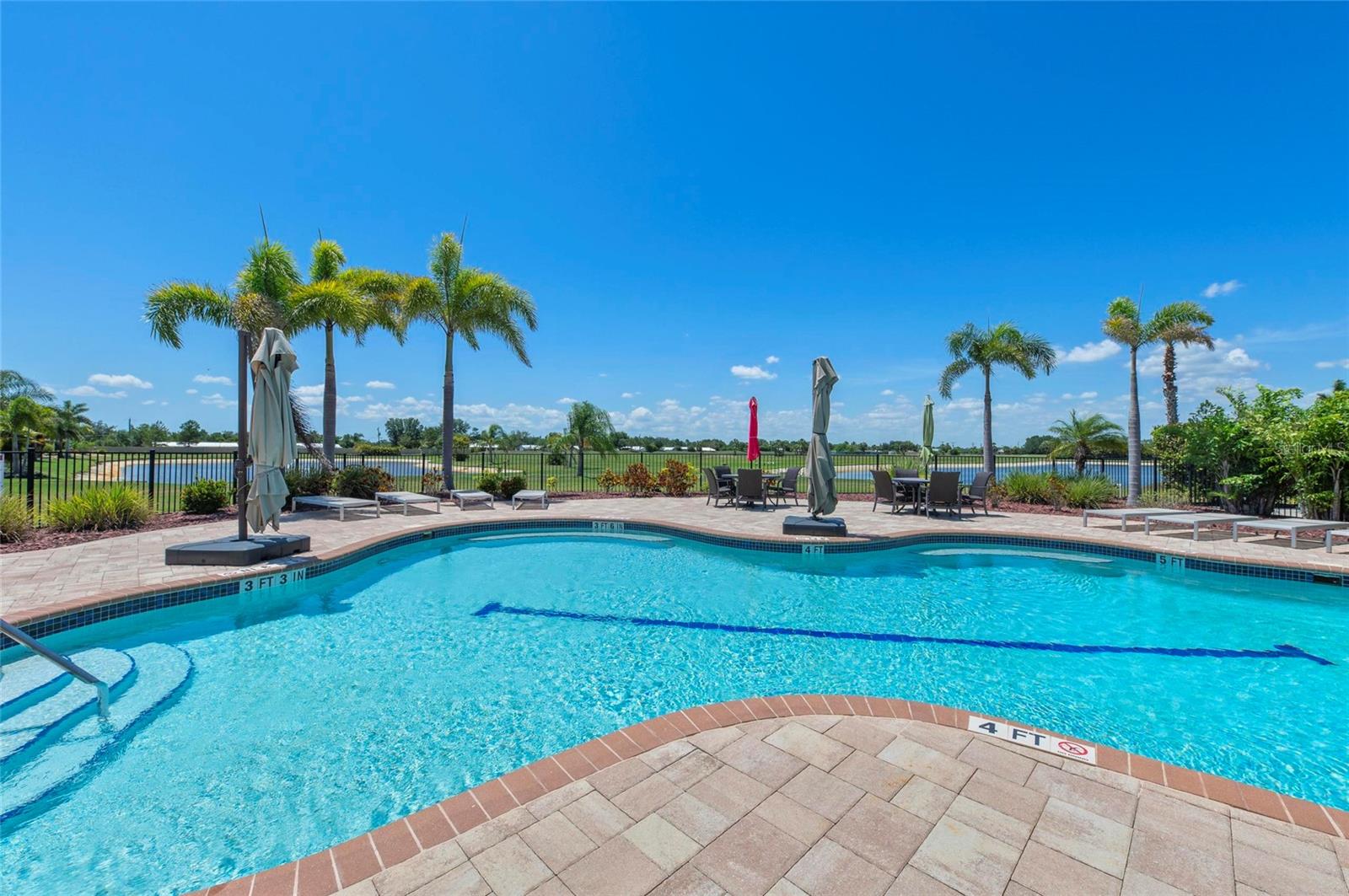 THORNTON CRK MOTORCOACH RESIDENCE - Land