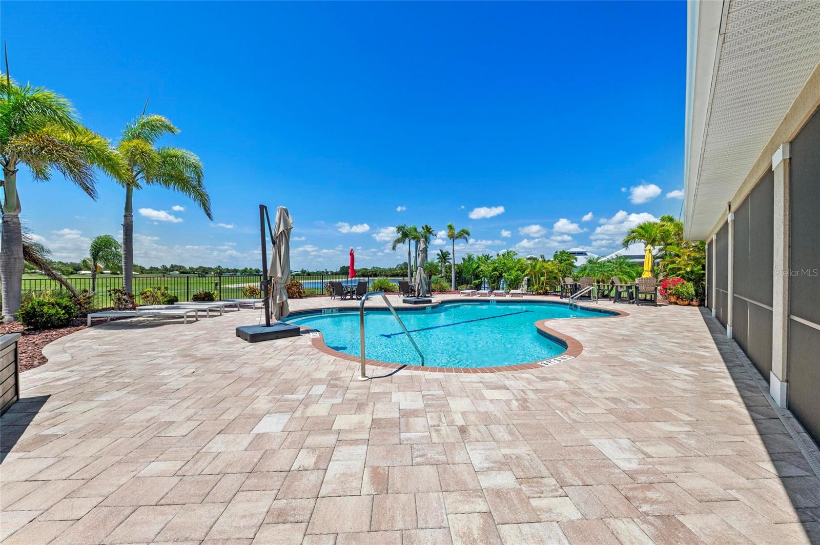 THORNTON CRK MOTORCOACH RESIDENCE - Land