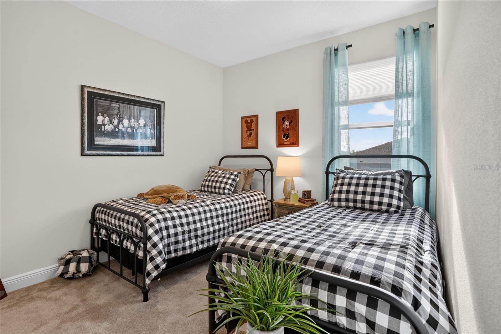 CARRIAGE HILL - Residential