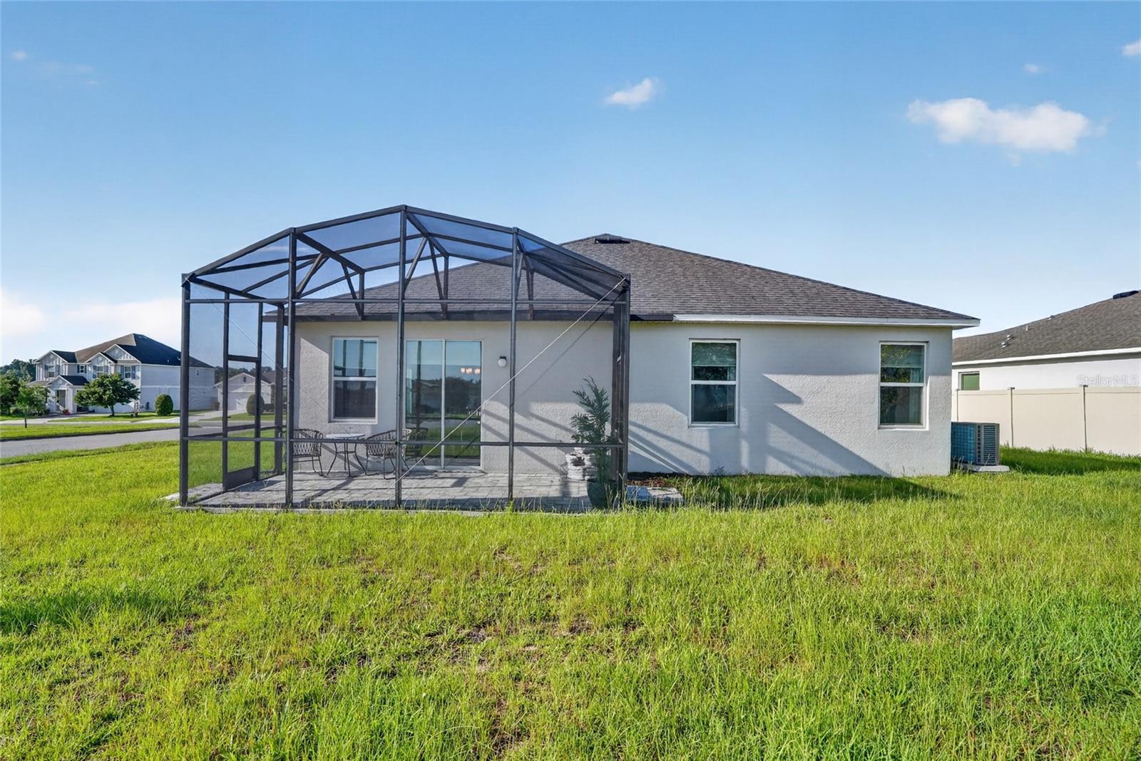 CARRIAGE HILL - Residential
