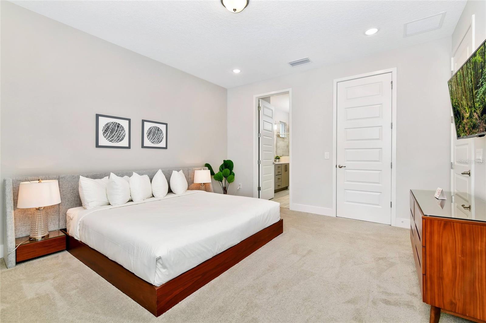 REUNION WEST PH 4 - Residential