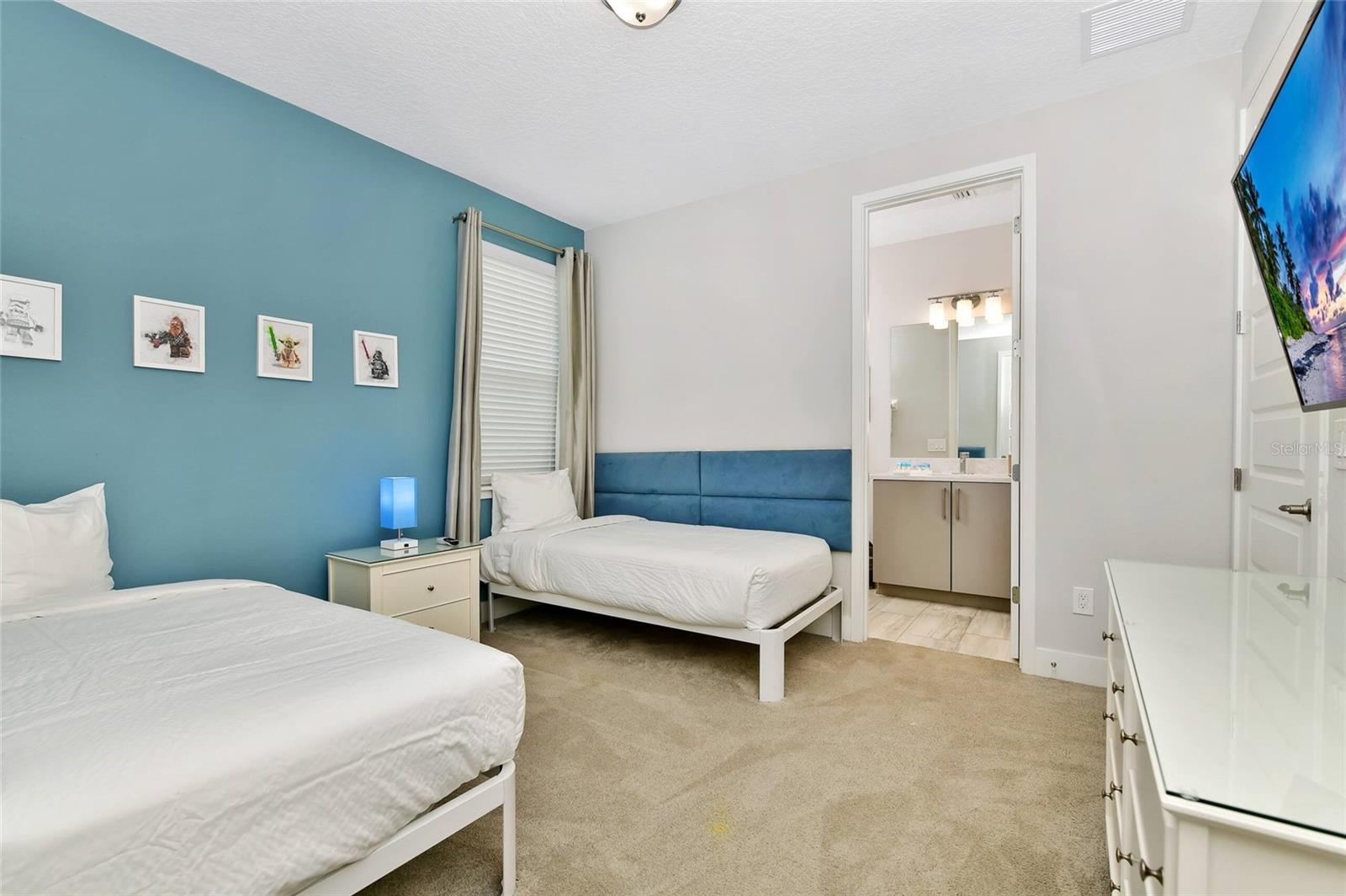 REUNION WEST PH 4 - Residential