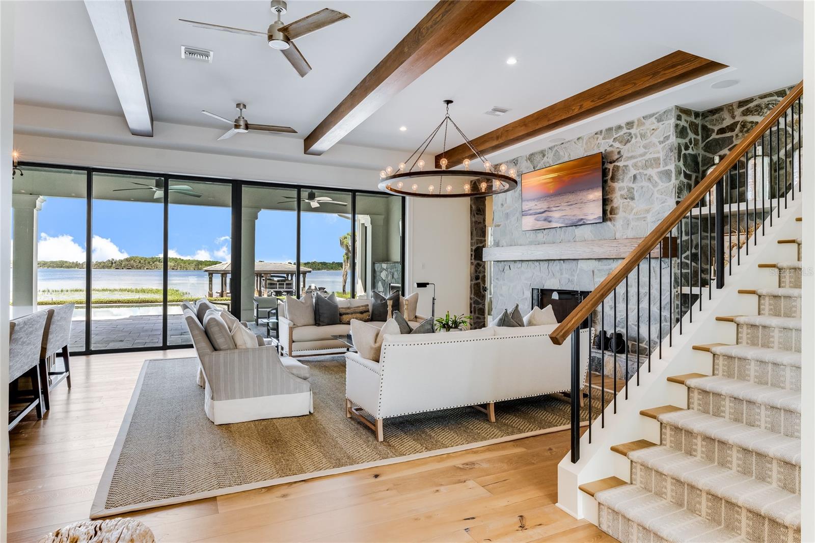 BAY POINT - Residential