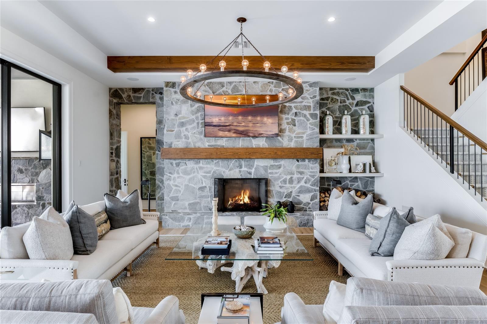 BAY POINT - Residential