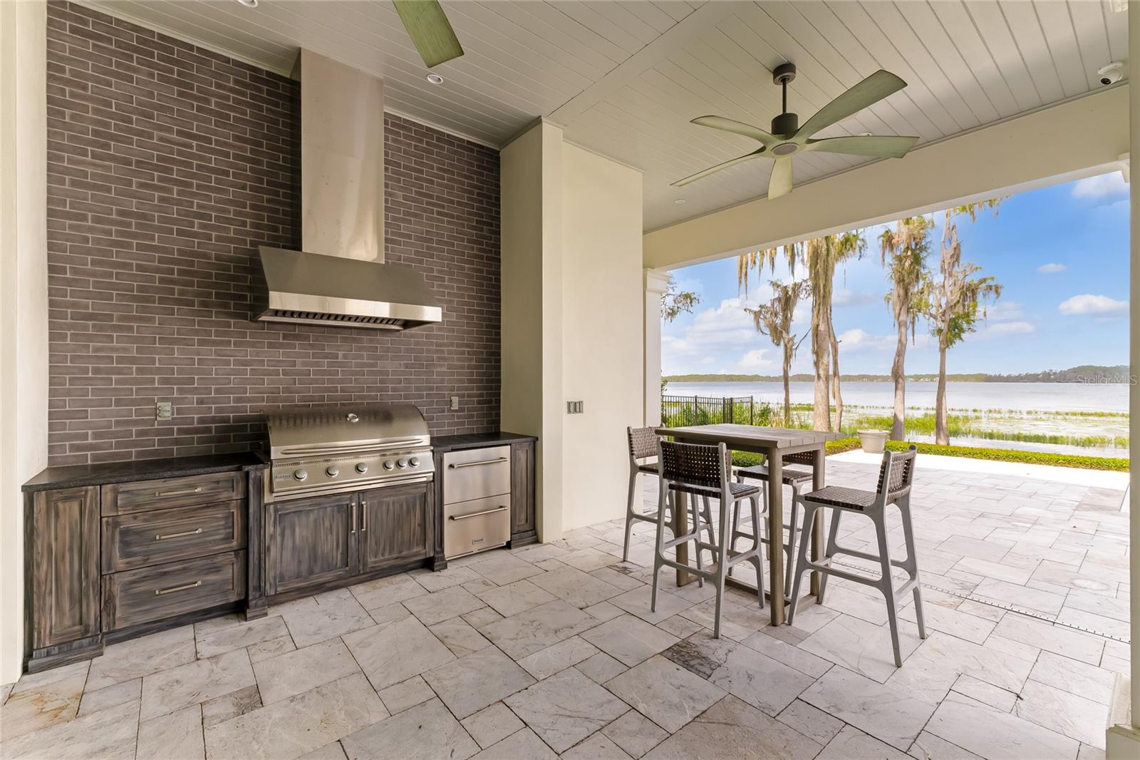 BAY POINT - Residential
