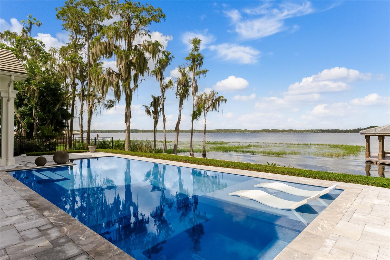 BAY POINT - Residential