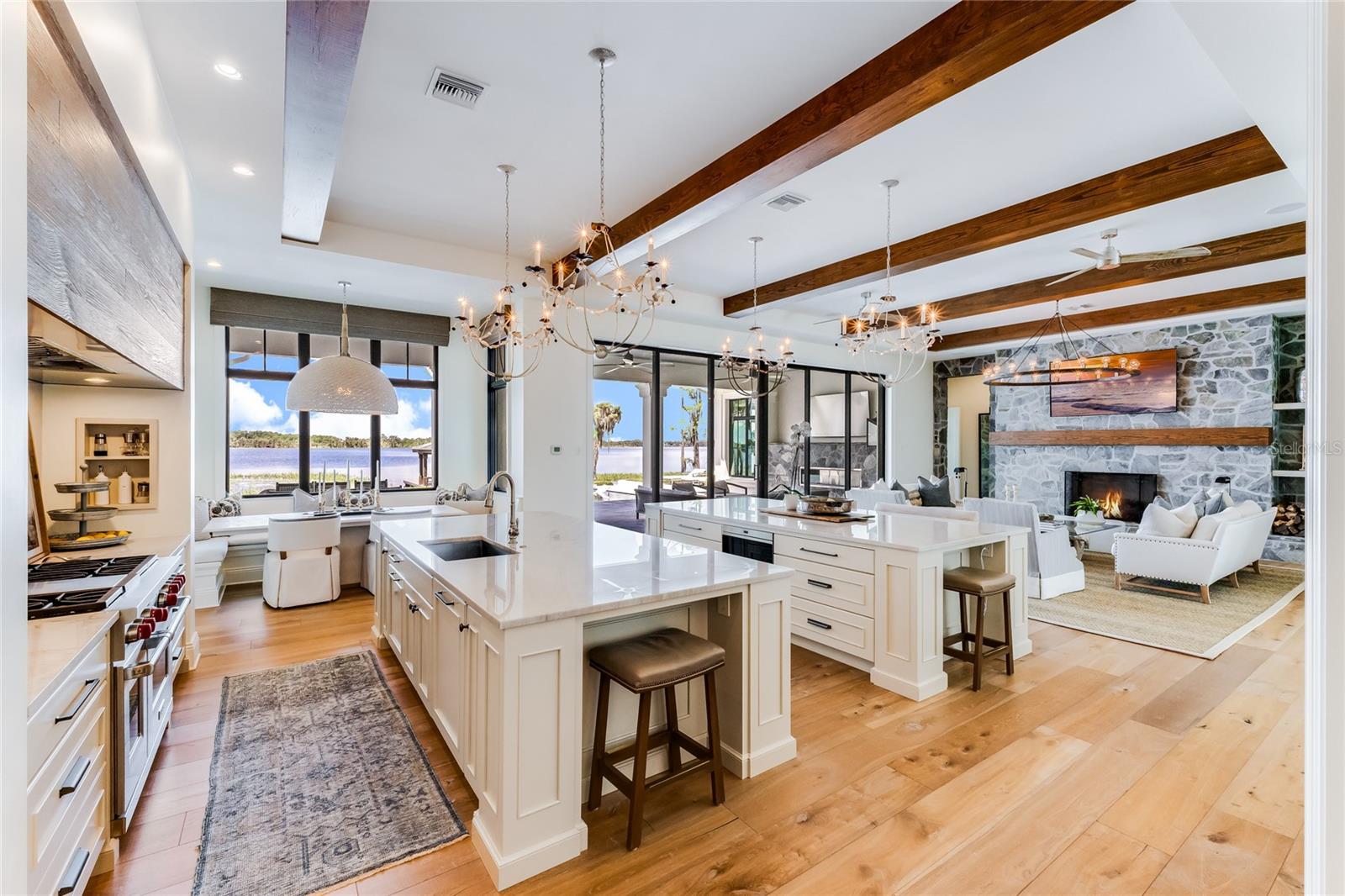BAY POINT - Residential