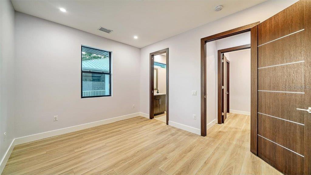 SIESTA REV PLAT OF - Residential