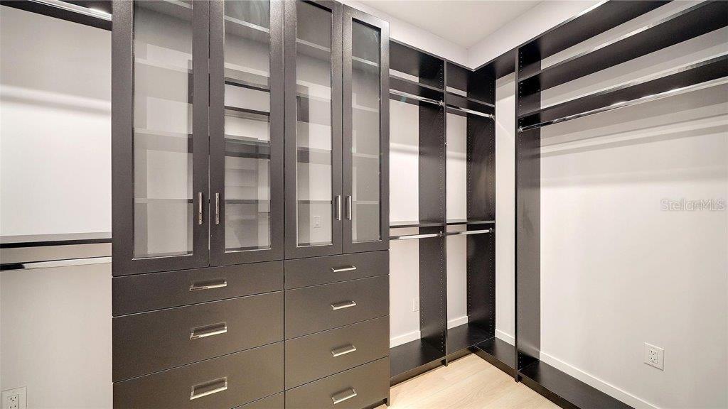 SIESTA REV PLAT OF - Residential