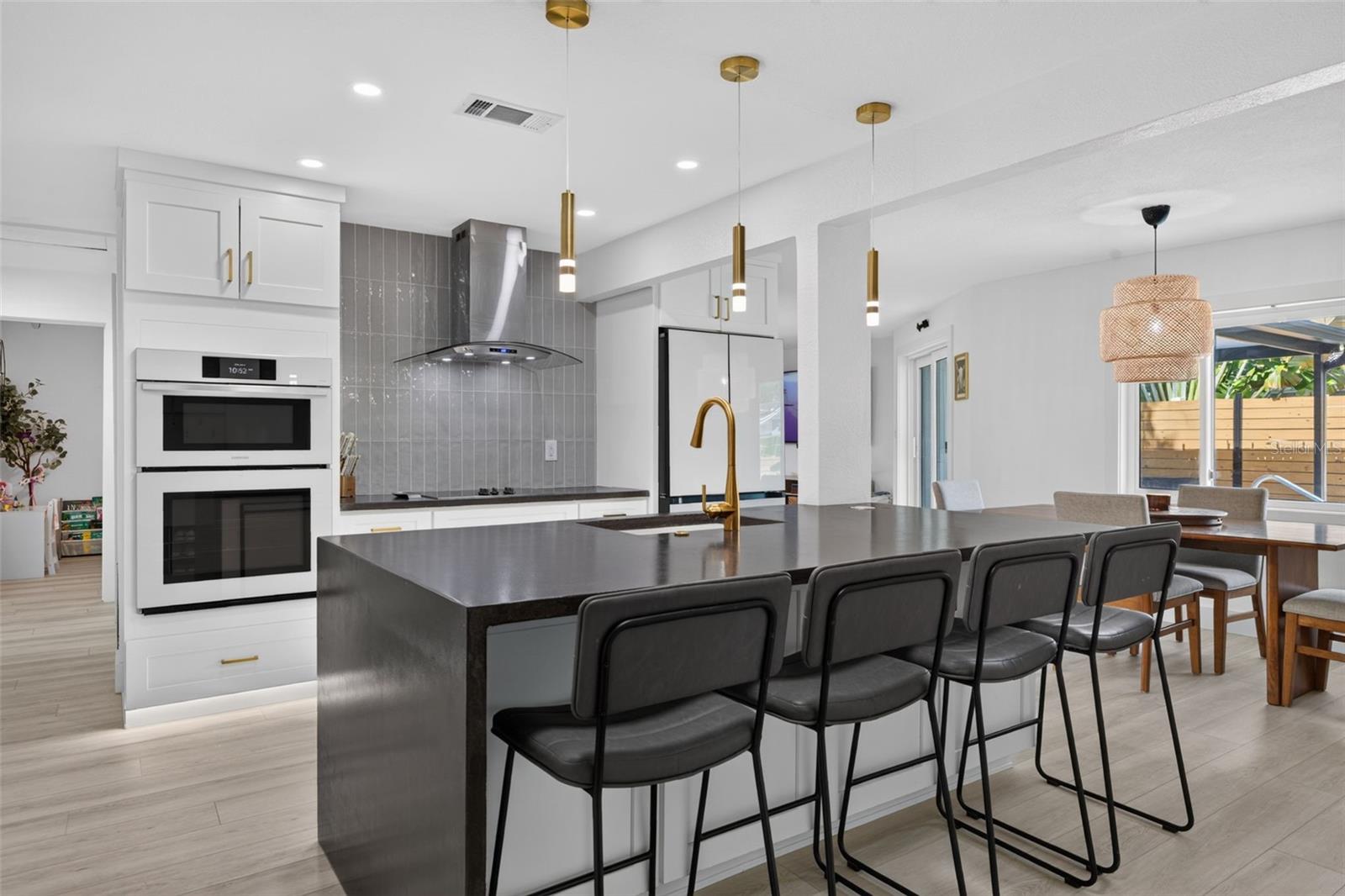 MEADOW LAWN PINELLAS ADD - Residential