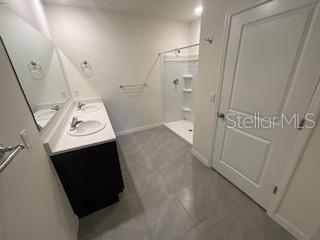 LAKE DIAMOND NORTH - Residential Lease