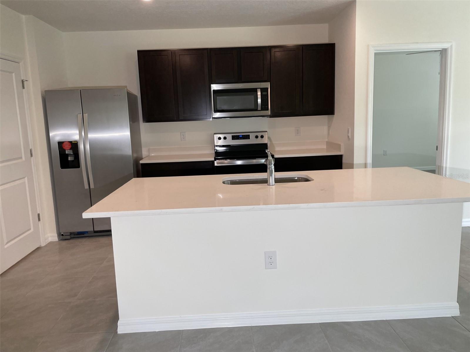 LAKE DIAMOND NORTH - Residential Lease