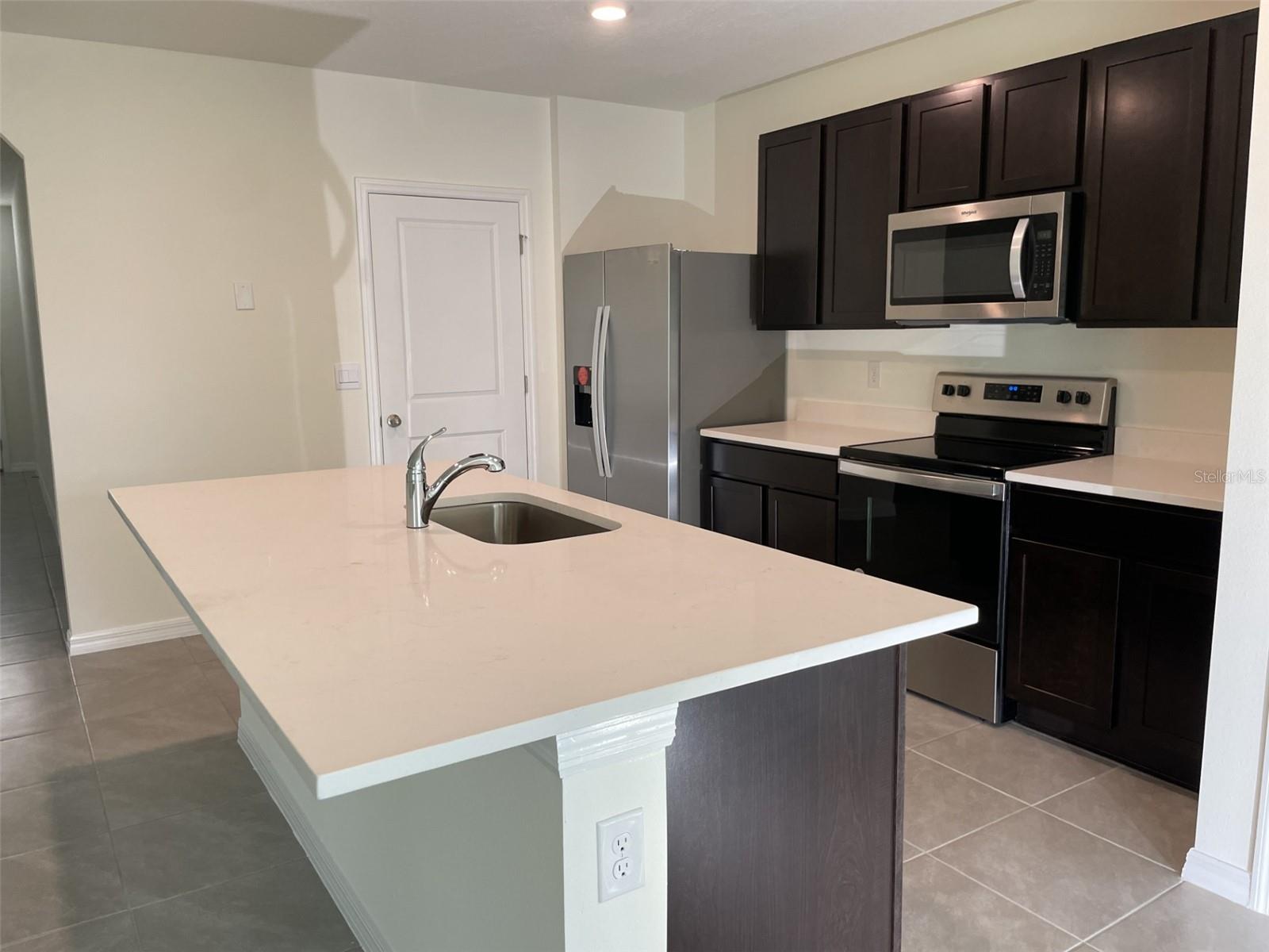 LAKE DIAMOND NORTH - Residential Lease