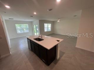 LAKE DIAMOND NORTH - Residential Lease
