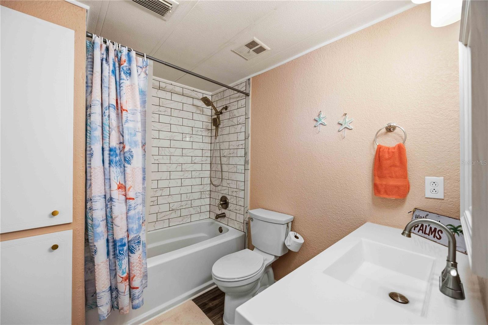 LAZY RIVER MHP - Residential