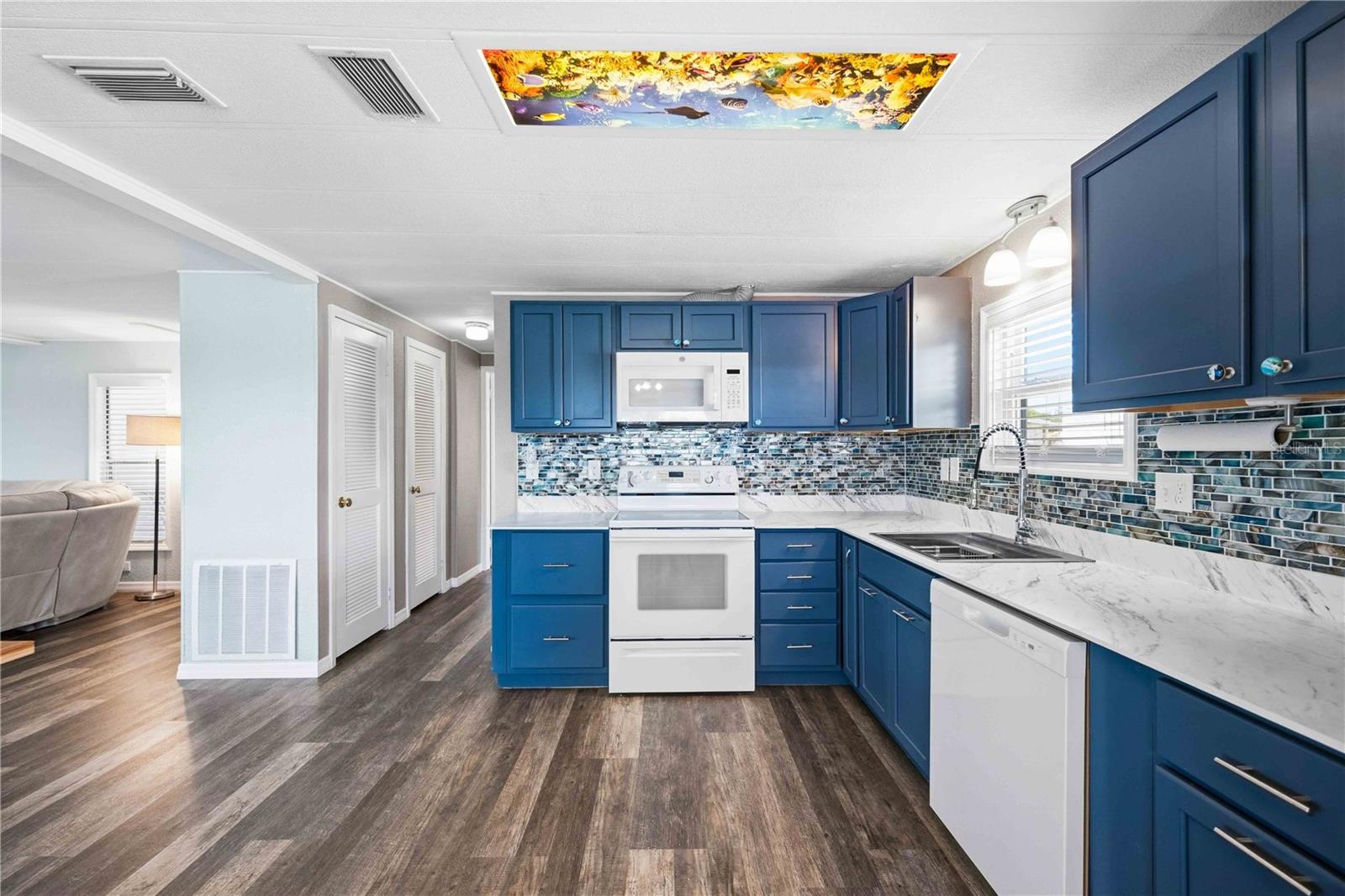 LAZY RIVER MHP - Residential