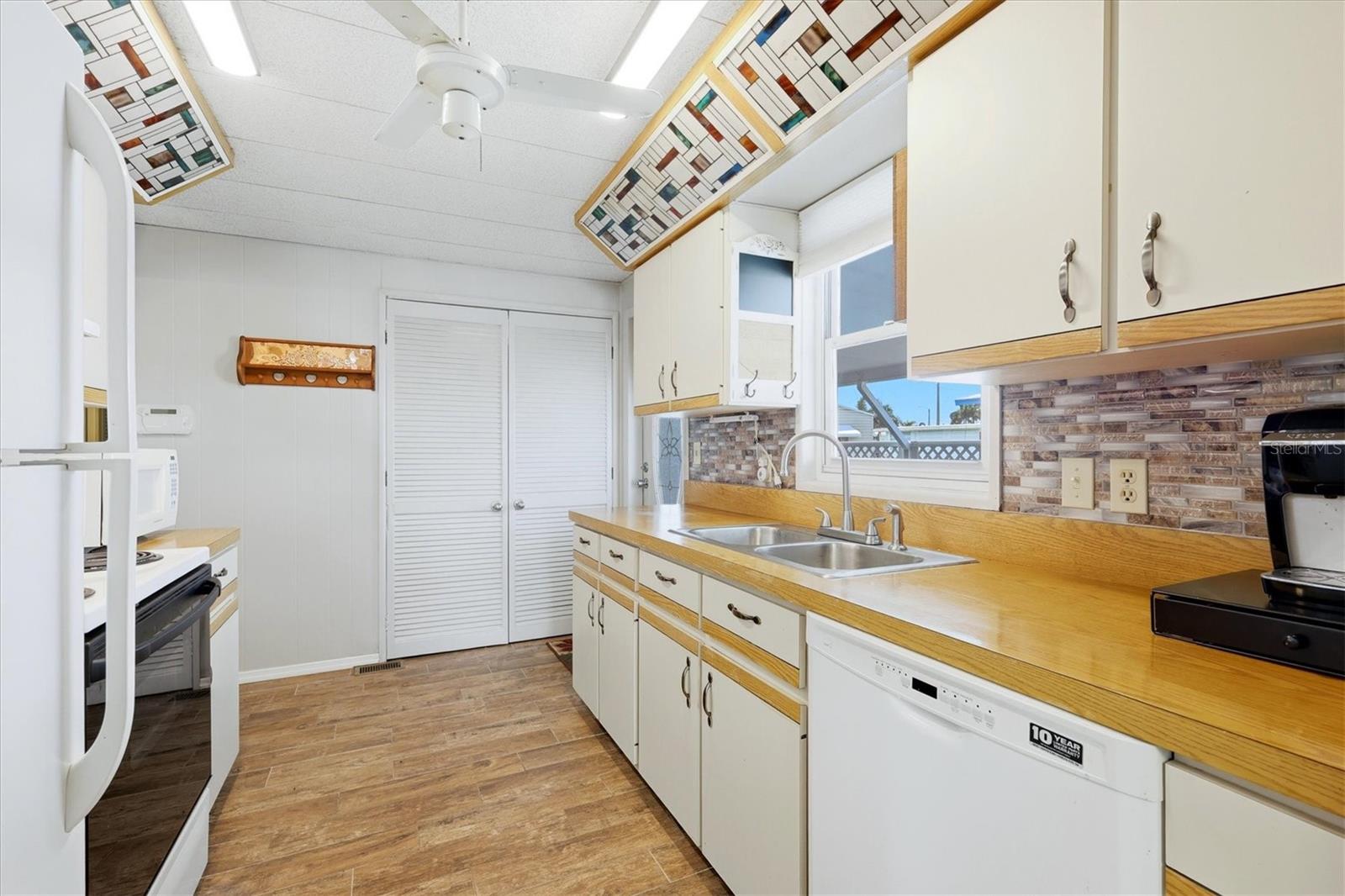 TIDEVUE ESTATES FIRST ADD - Residential