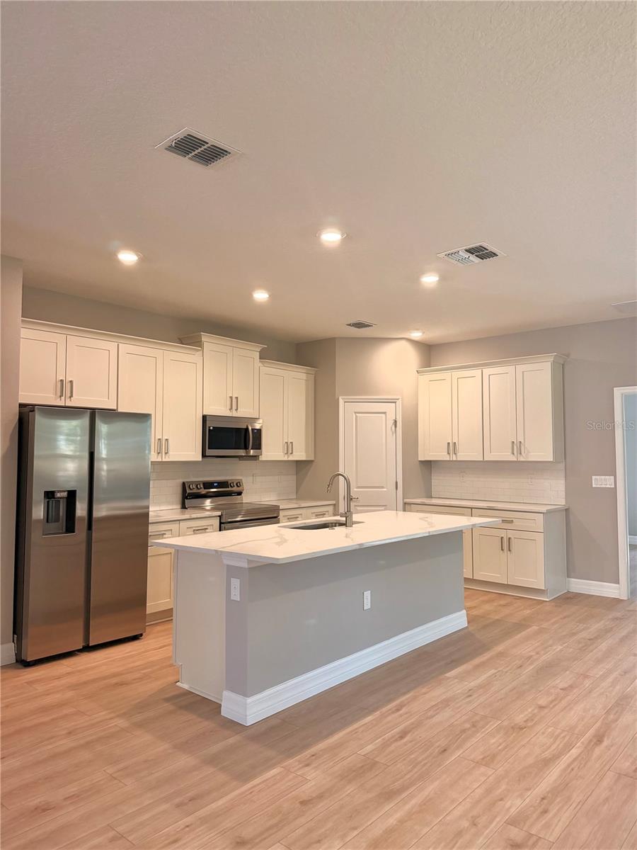 INVERNESS HIGHLANDS - Residential