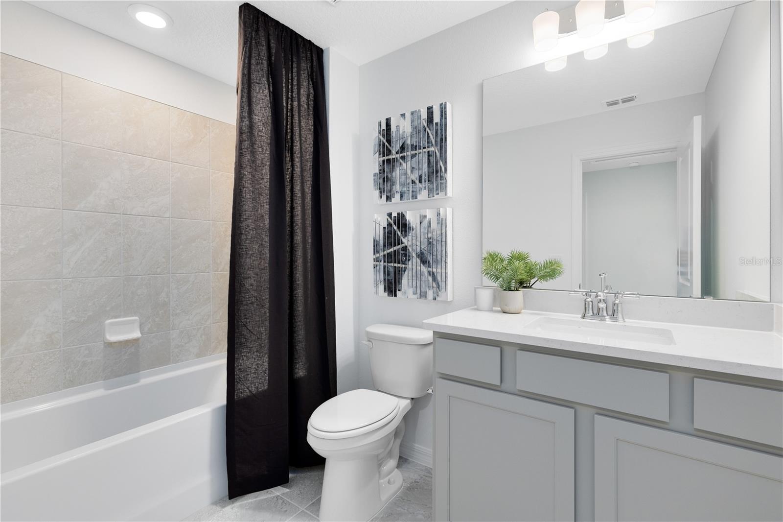 SILVERLEAF OAKS - Residential