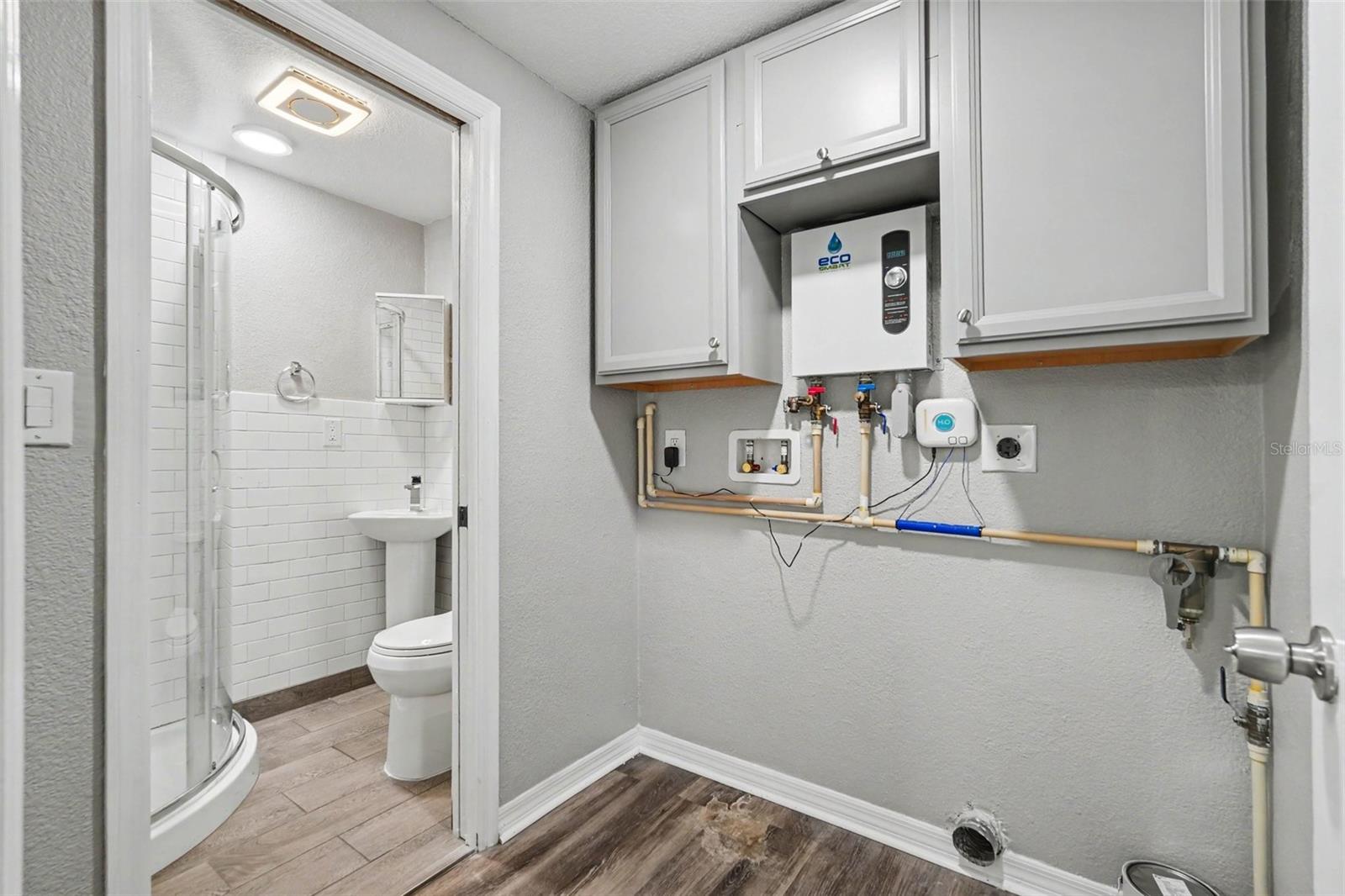 CAMEO VILLAS UNIT 1 - Residential