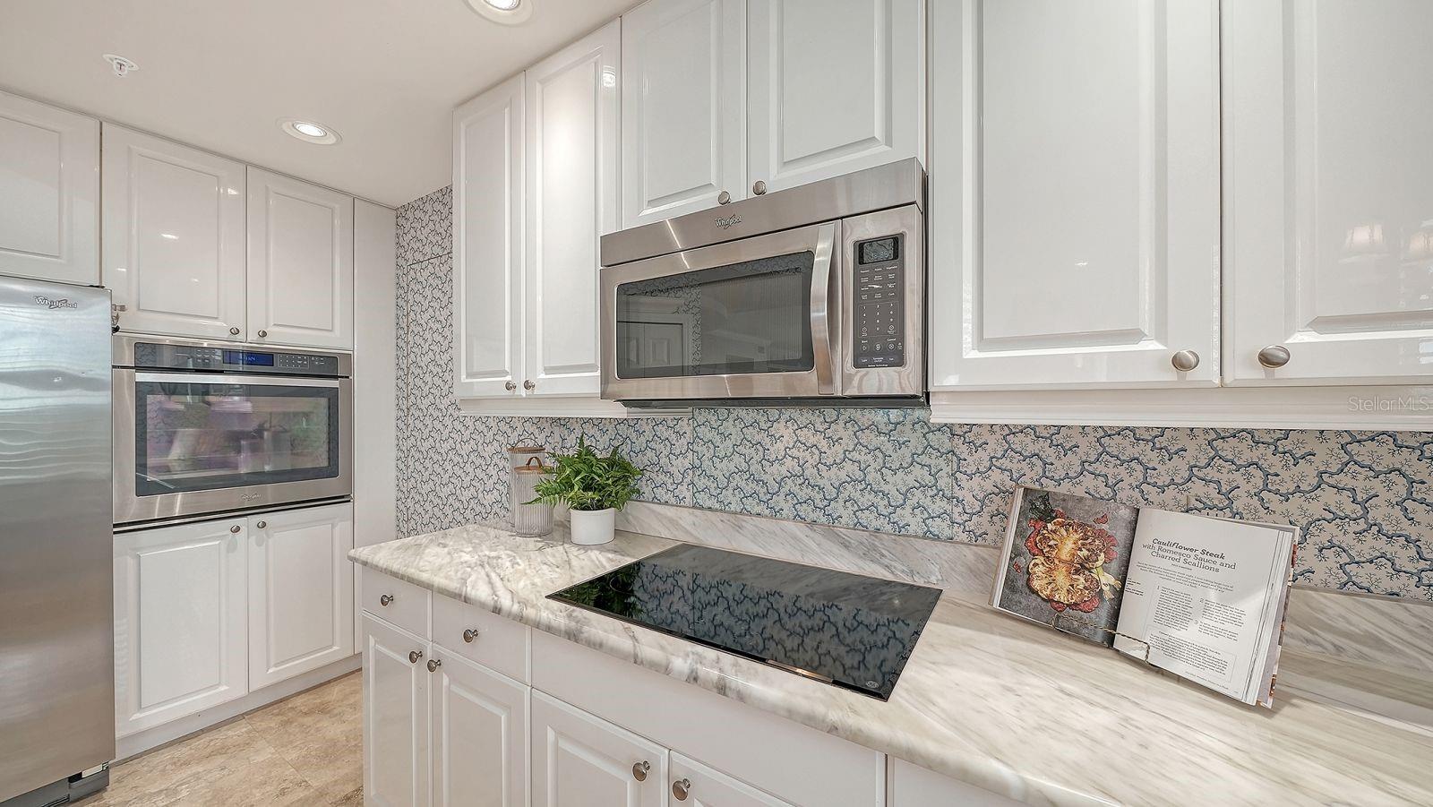 MERIDIAN AT THE OAKS PRESERVE - Residential