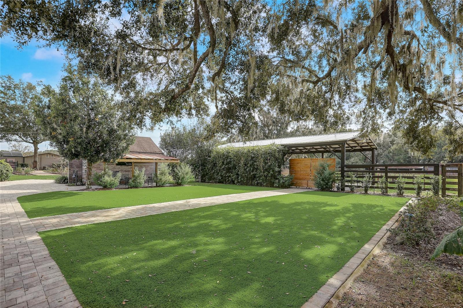ACREAGE & UNREC - Commercial Sale