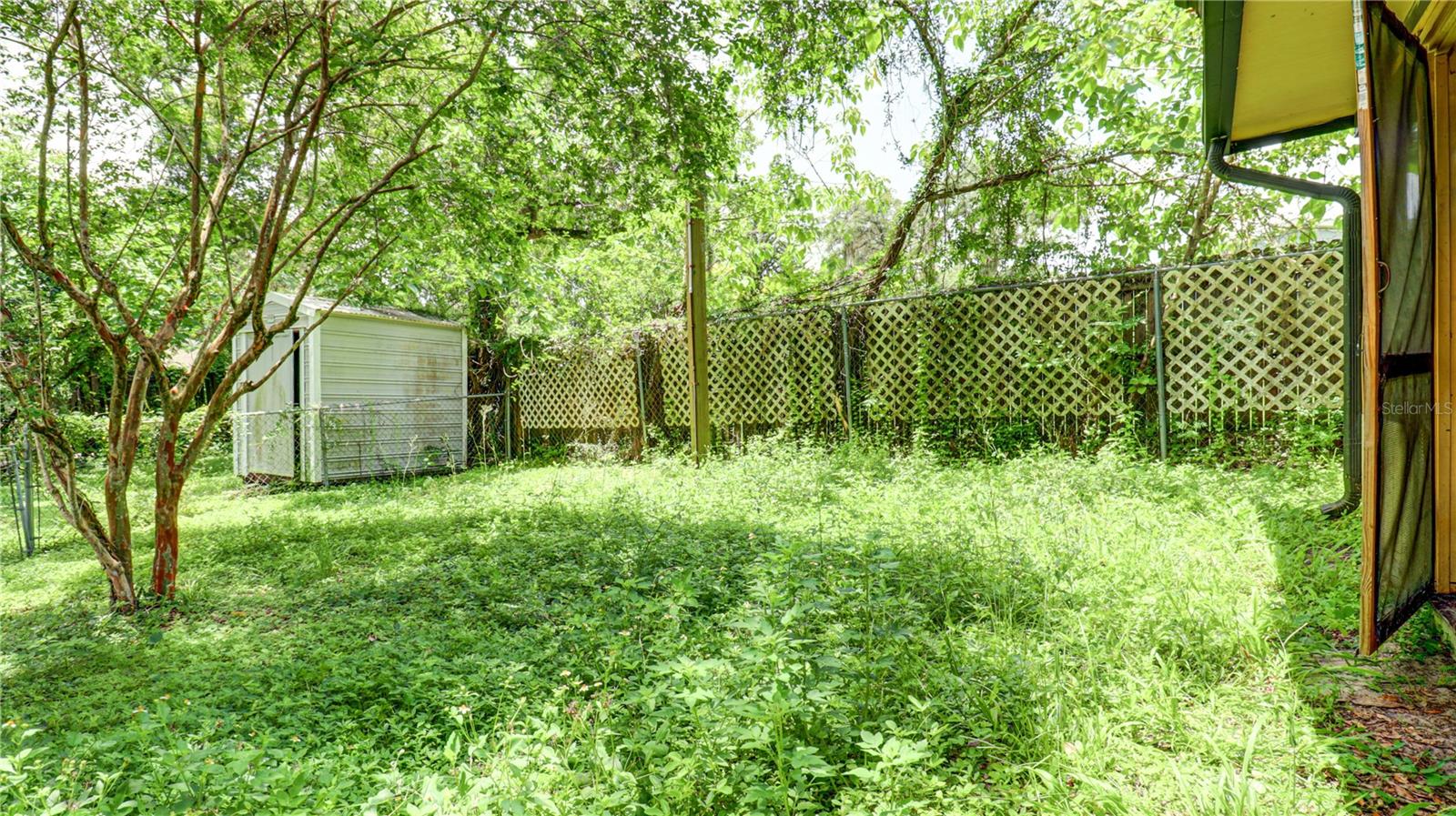 HANKINS SUBURBAN HOMESITES RE - Residential