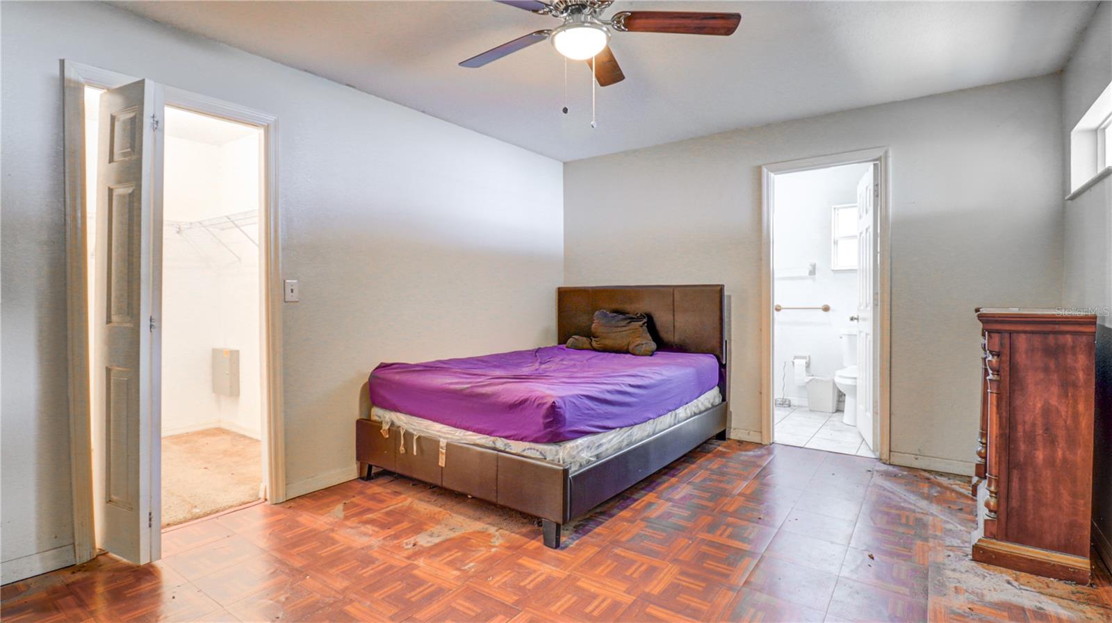 HANKINS SUBURBAN HOMESITES RE - Residential