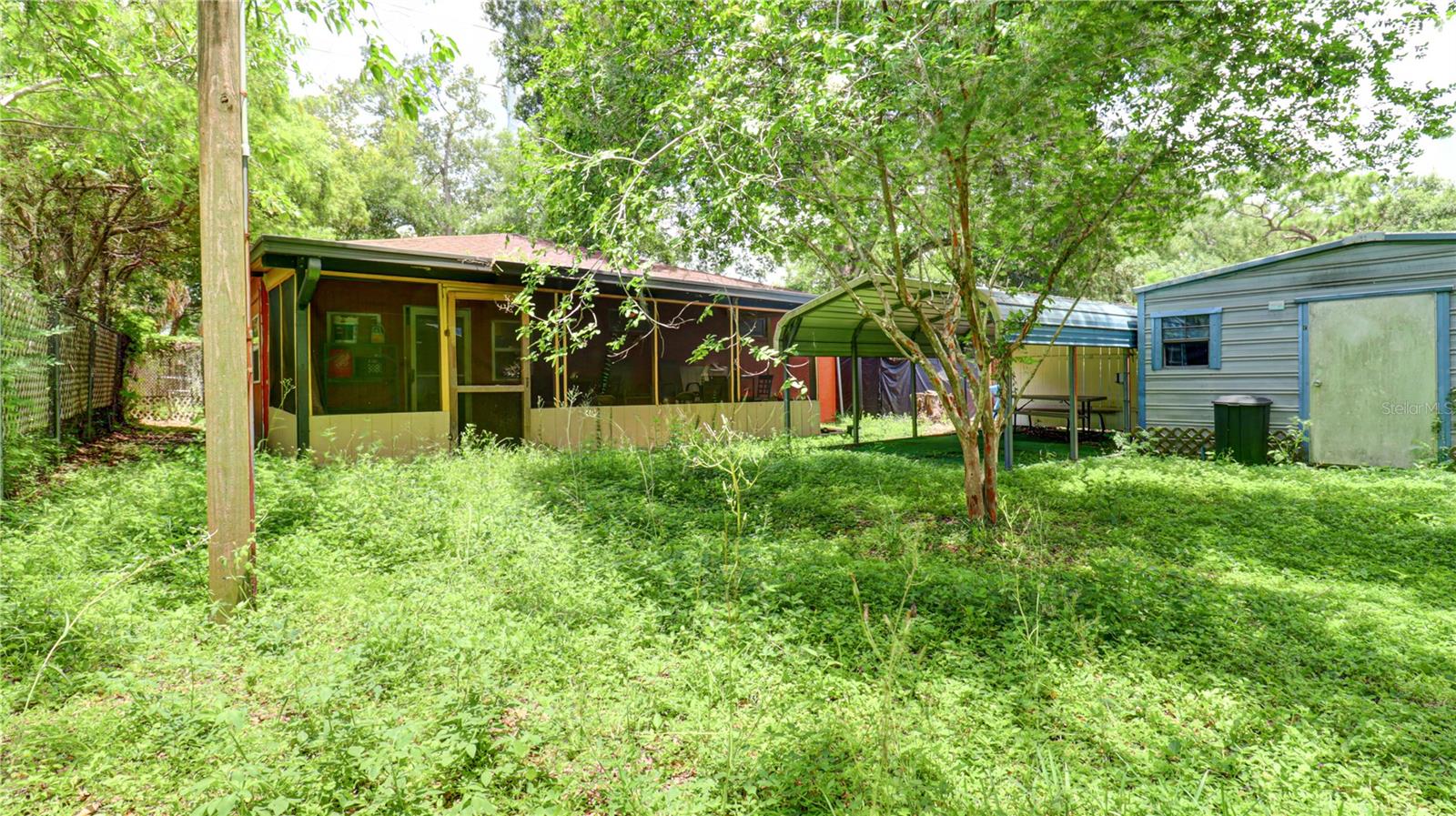 HANKINS SUBURBAN HOMESITES RE - Residential