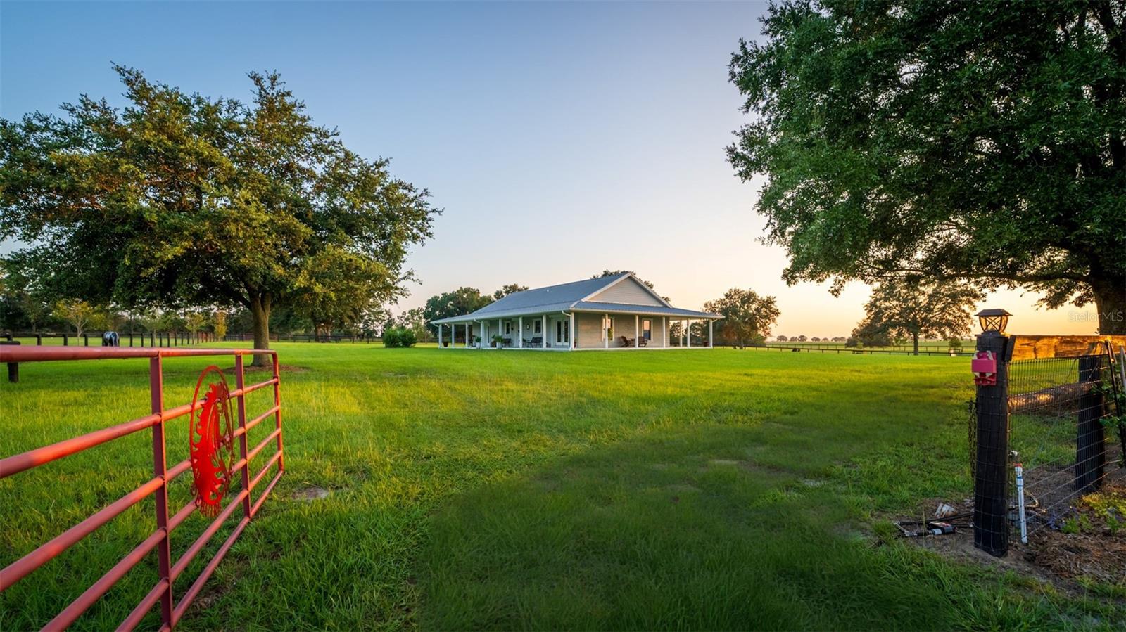 RED TAIL AIRSTRIP - Residential