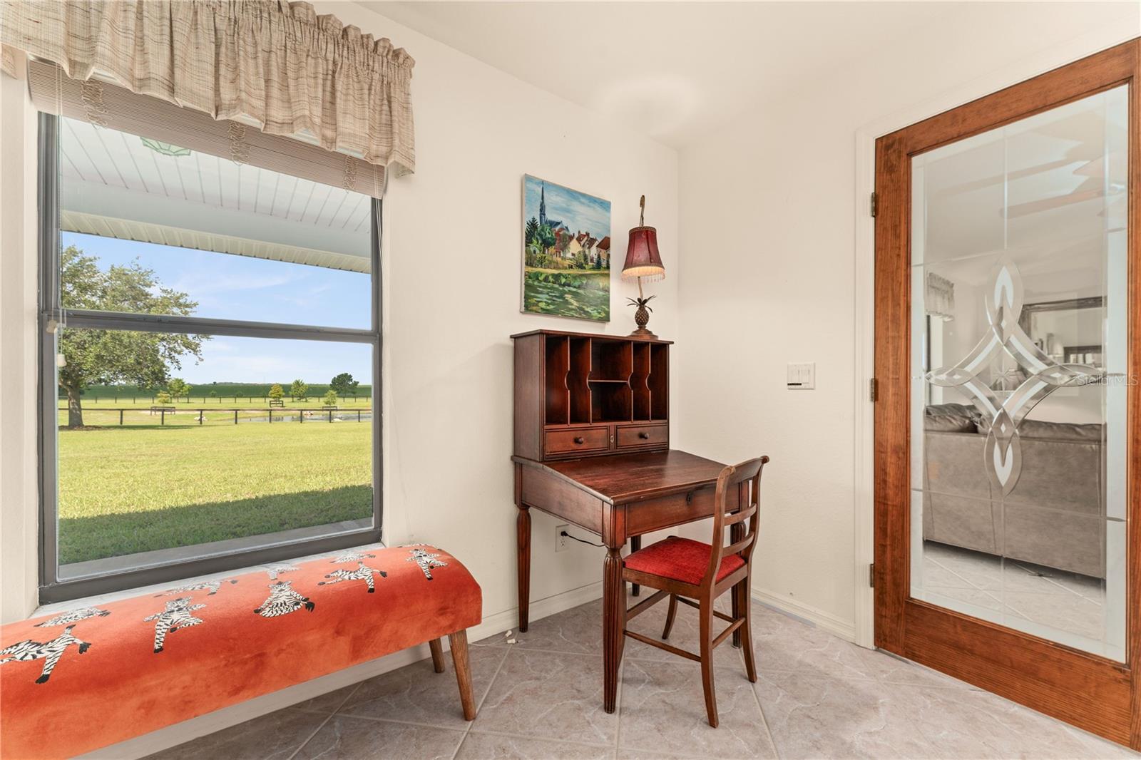 RED TAIL AIRSTRIP - Residential