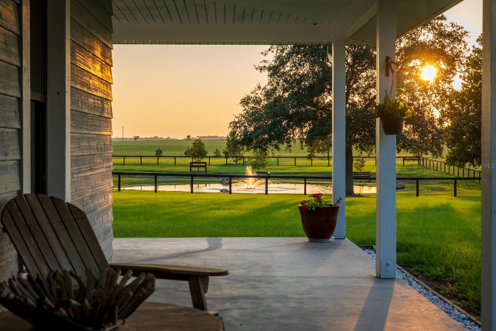 RED TAIL AIRSTRIP - Residential