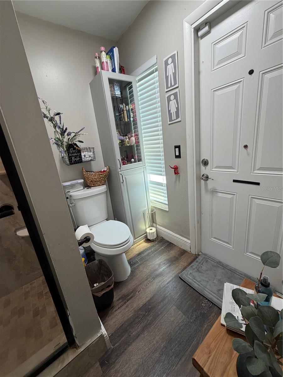 SUNRISE UNIT 1 - Residential Lease