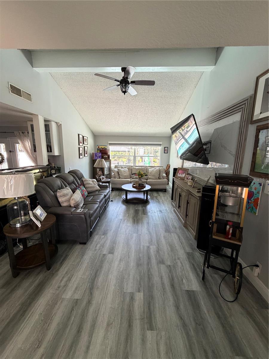SUNRISE UNIT 1 - Residential Lease