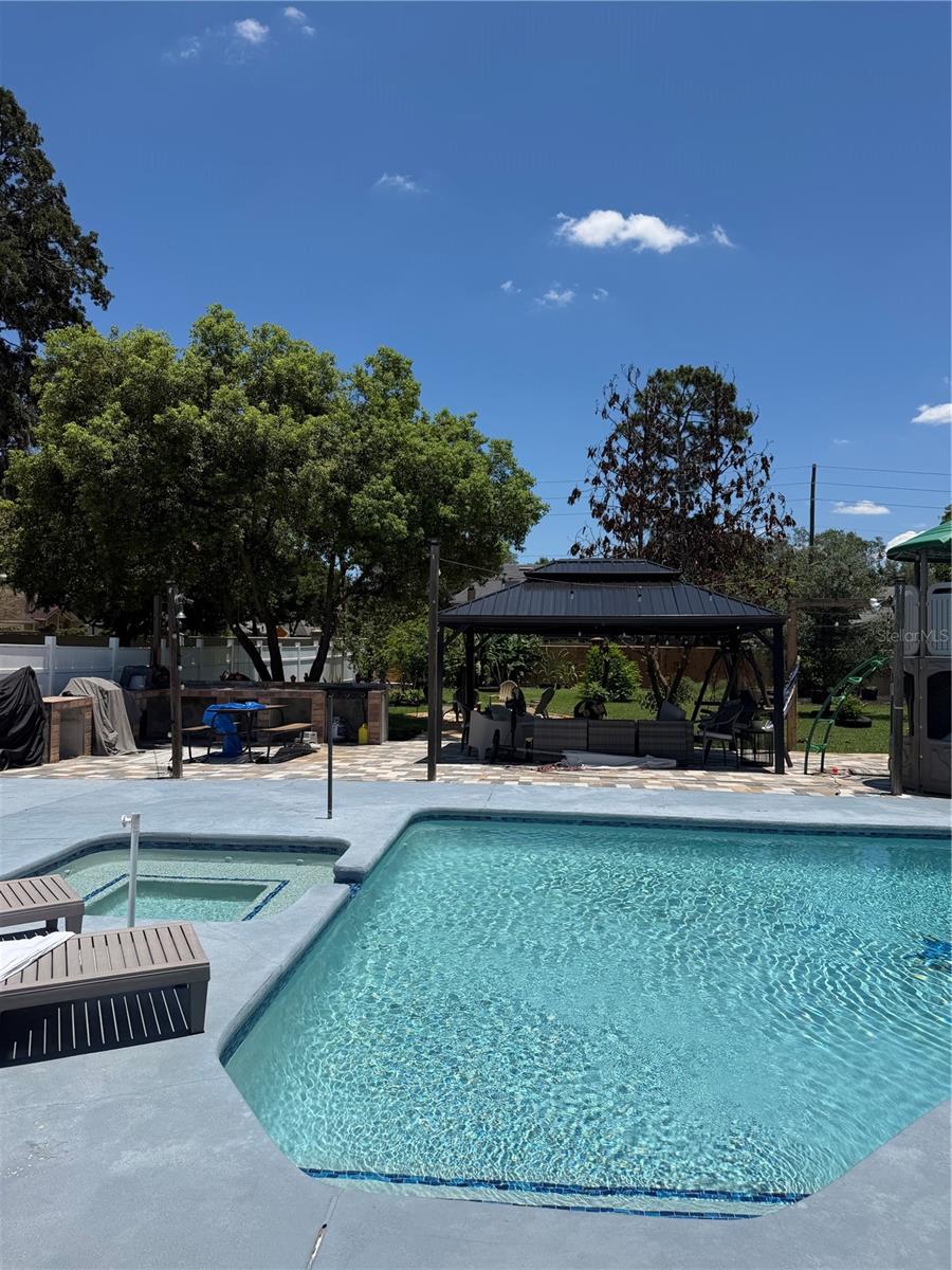 SUNRISE UNIT 1 - Residential Lease