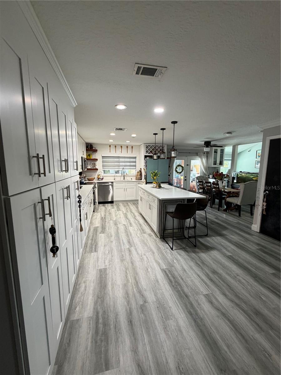 SUNRISE UNIT 1 - Residential Lease