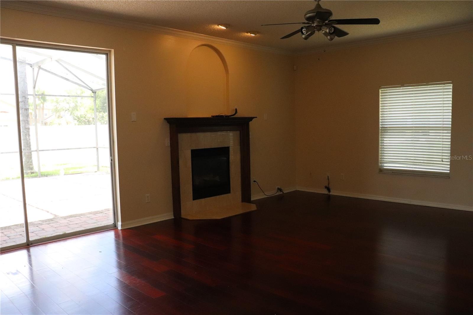 STONEYBROOK - Residential Lease