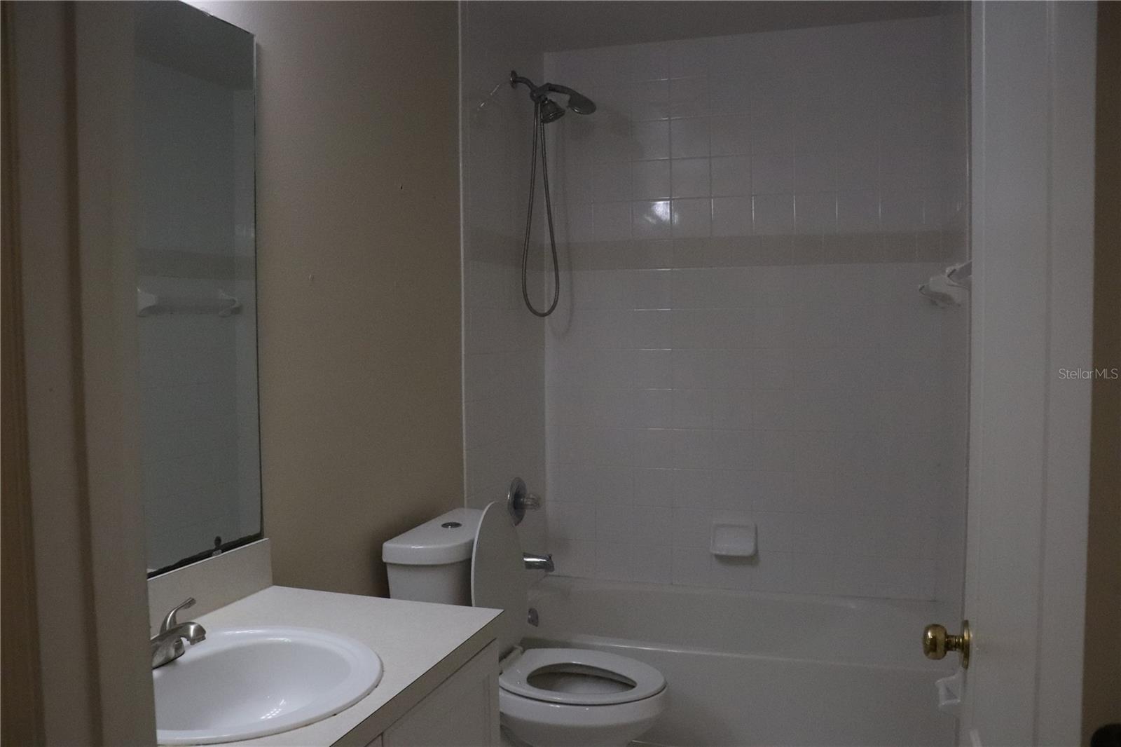 STONEYBROOK - Residential Lease
